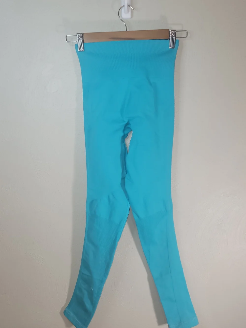Lululemon Compression Legging- Size 0-  Bright Turquoise